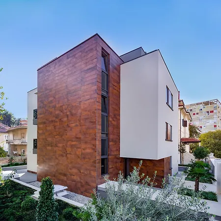 Residence By Vestibul Palace-3